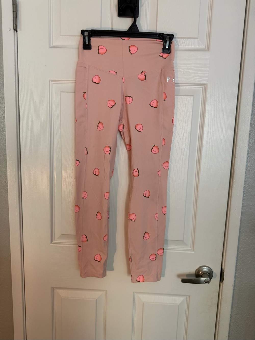 PINK Victoria's Secret Peach-Print Pink Girls' Leggings